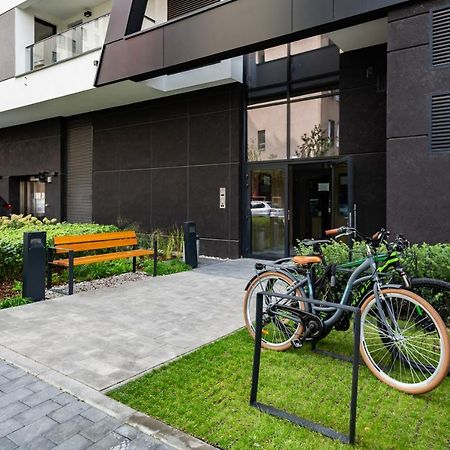 Newburg Apartments Wolska Варшава Экстерьер фото